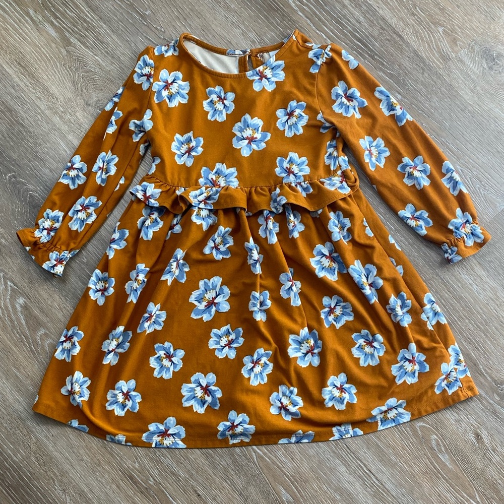 Old Navy Girls floral dress. Size 5T